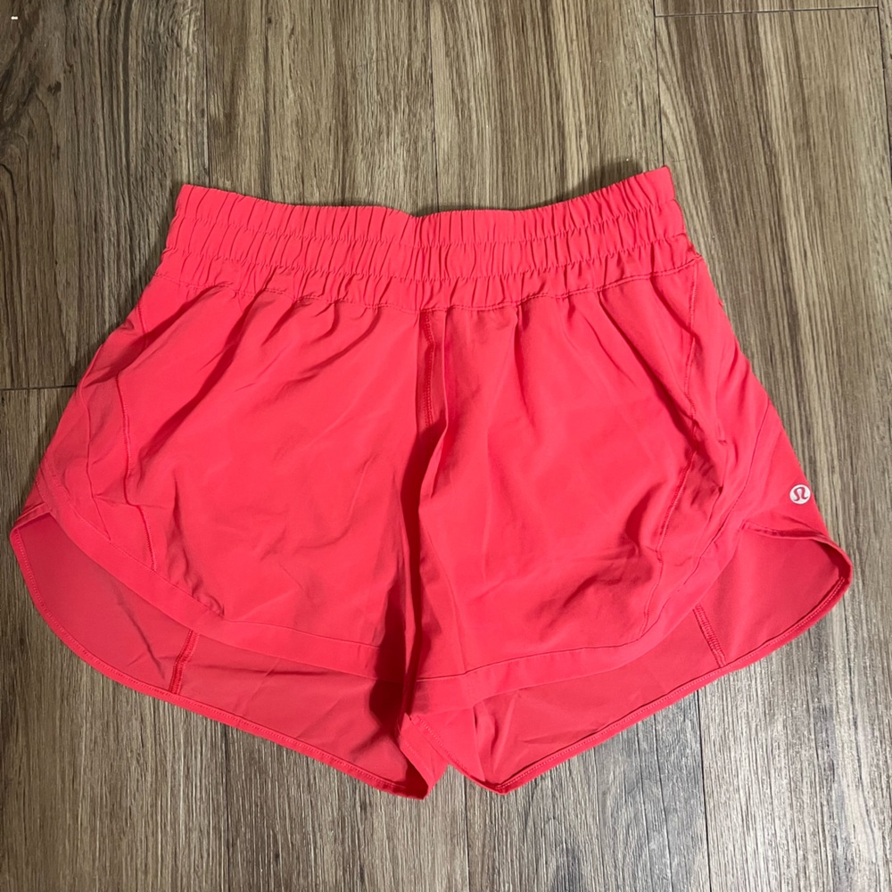 Lipgloss Lululemon Track That 3” short